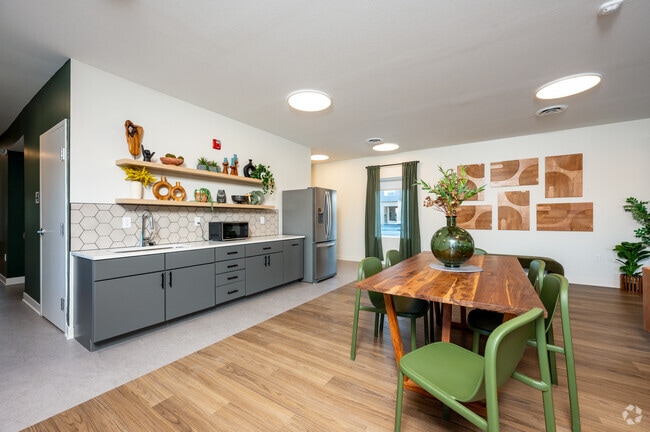 Lounge Kitchen - Wabash Lofts