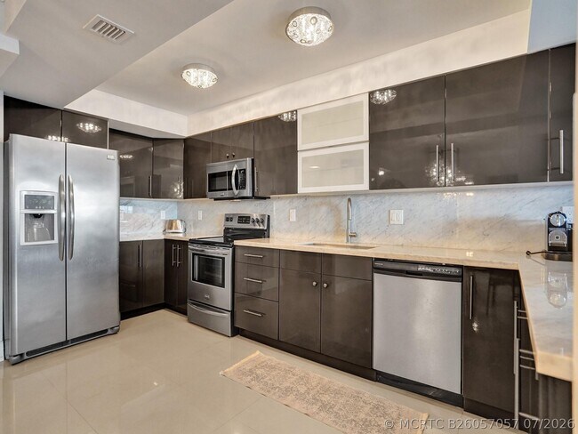 3430 Galt Ocean Dr Unit 202