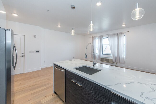 Photo - 7505 PARK Ave Unit 301