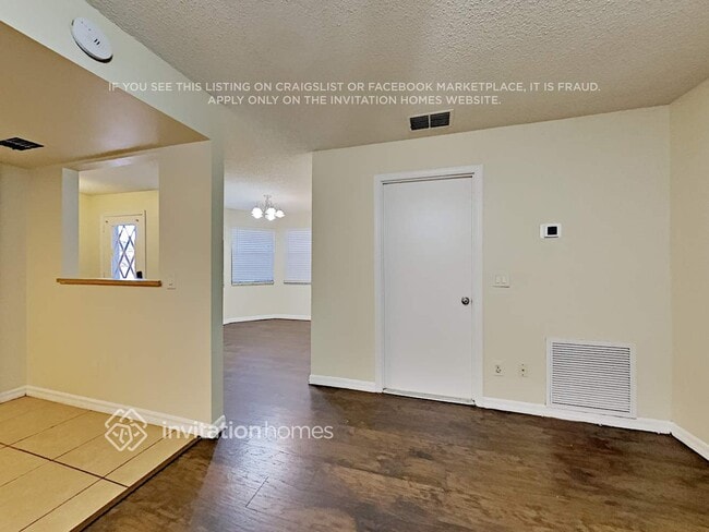 Photo - 613 Mayan Pl