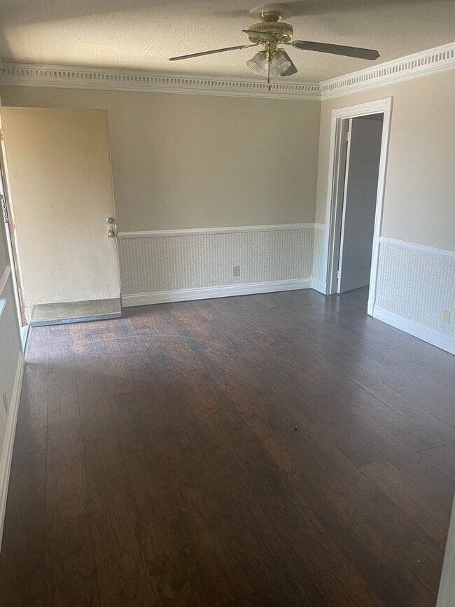 Sala de estar - Faulkner Court Apartments