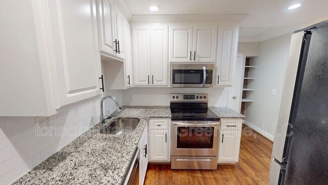 Photo - 8 Traynham St Unit B