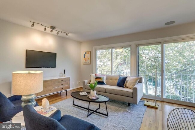 Photo - 40 G St SW Unit 104