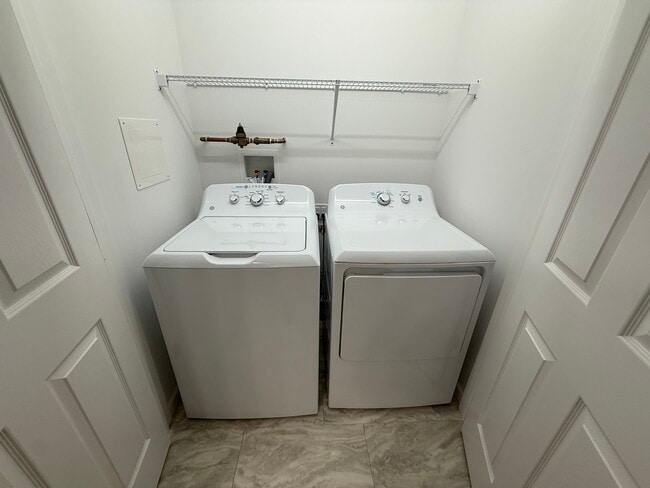 Washer & dryer