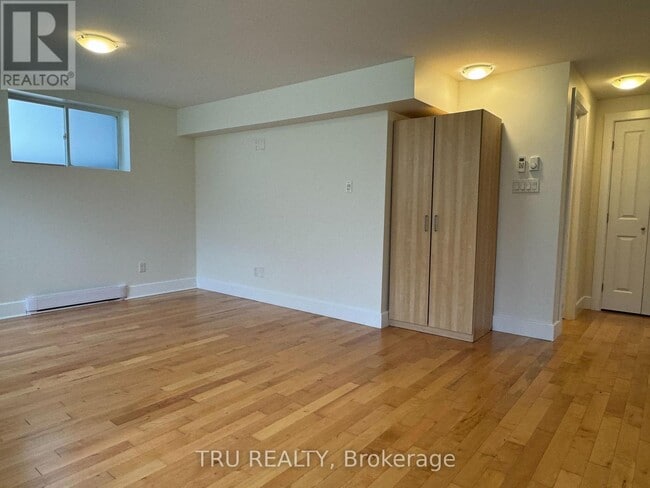 Photo - 550 Guy St Unit C