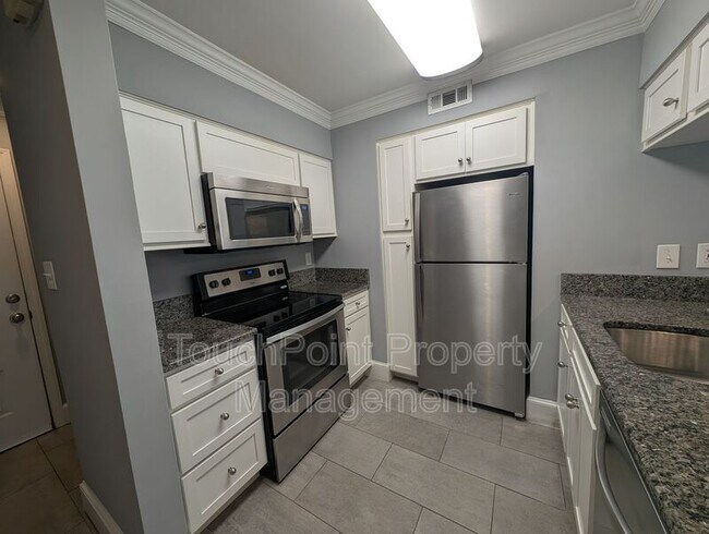 306 S Cedar St Unit 6