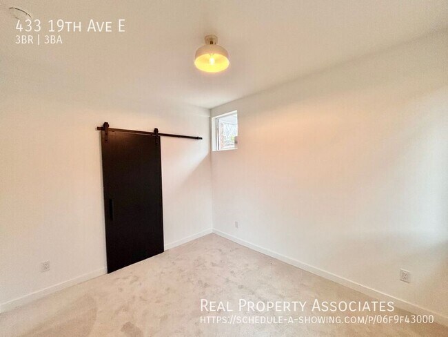 Photo - 433 19th Ave E