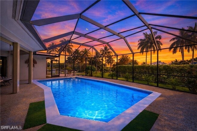 Building Photo - 2125 Marina Dr