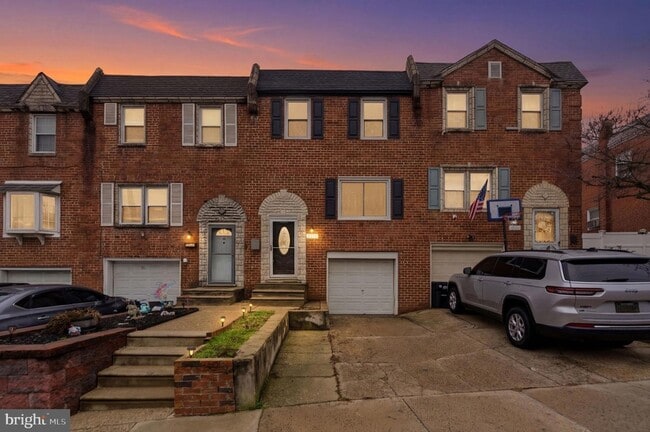 Building Photo - 2816 Woodbridge Rd