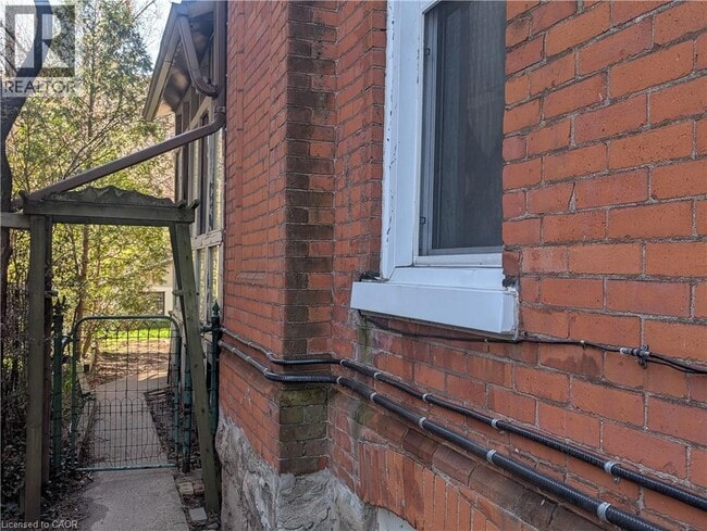 Photo - 141 Bold St Unit 1