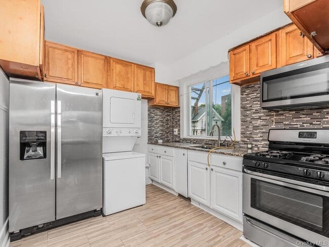 Photo - 45 Bayley Ave Unit 2