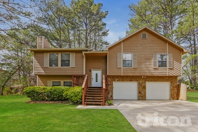 Building Photo - 100 Edelweiss Dr