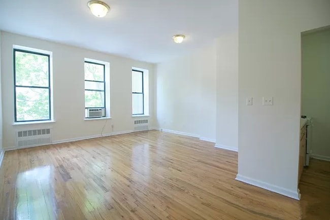 Photo - 20 W 126th St Unit 2