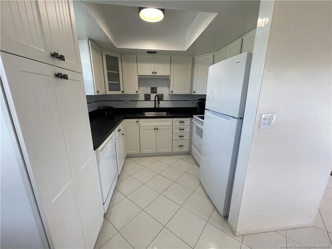 Photo - 2929 SE Ocean Blvd Unit 10 Building 106