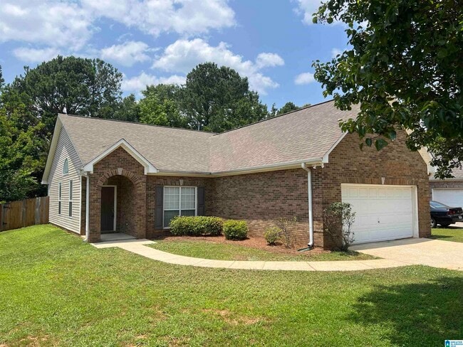 Photo - 134 Gardenside Dr House