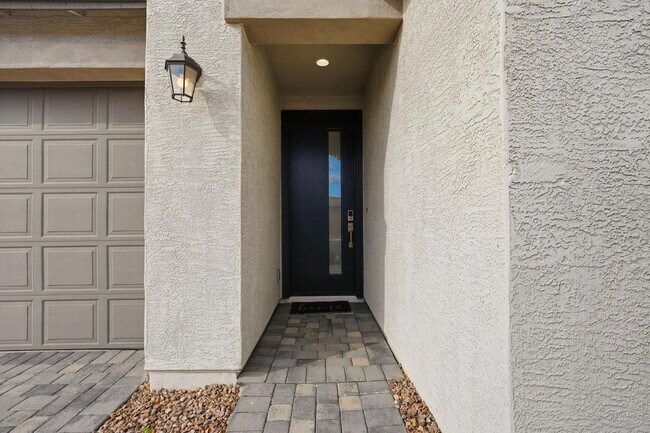 Photo - 641 S Davidson Ln