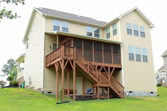 Photo - 1437 Vergeland Dr