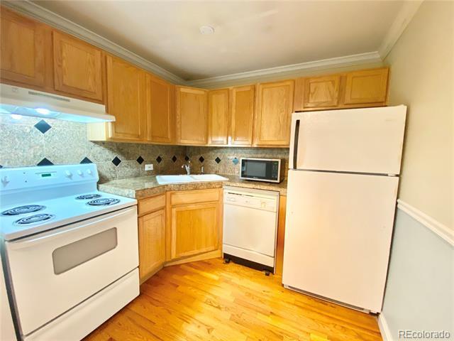 Photo - 1390 Emerson St Unit 202