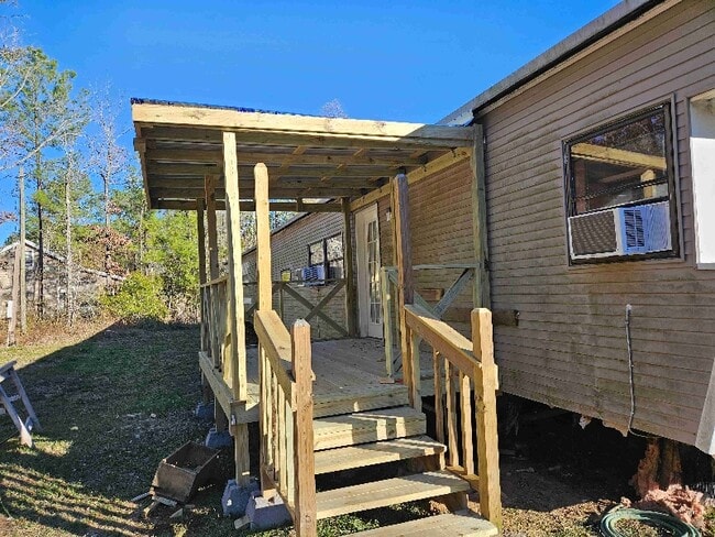 Photo - 230 Decker Rd House