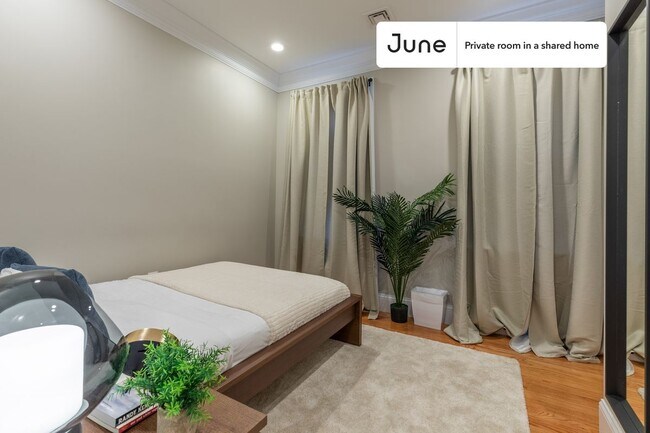 Photo - Room in Shared 4 bed/1 bath home Unidad A