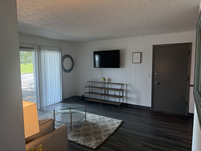 Photo - 2506 S 72nd Ct Unidad 50 R