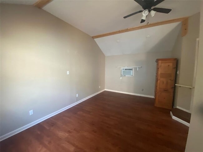 Photo - 3300 Lafayette Ave