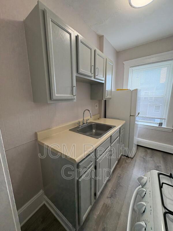 Building Photo - 167 N Common St Unit U22 Rental