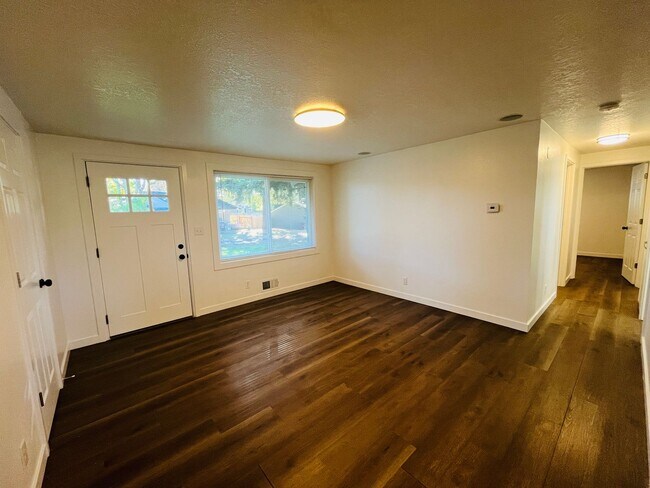 Photo - GARR01 Unit 409