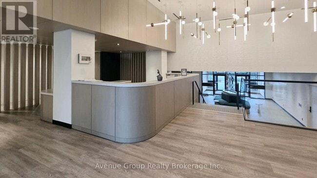 Photo - 7950 Bathurst St Unité B-1803