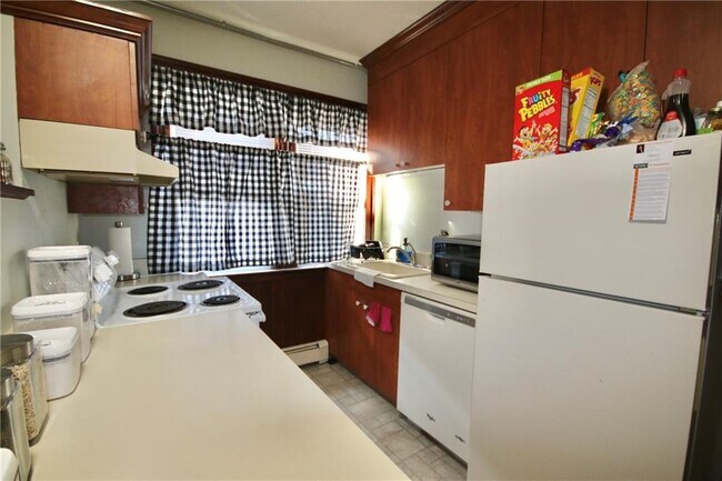 Photo - 600 S Main St Unidad 2R