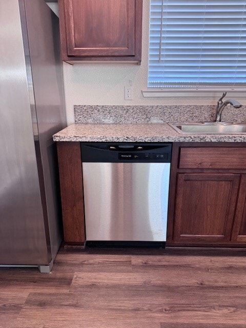 Photo - Astoria Place