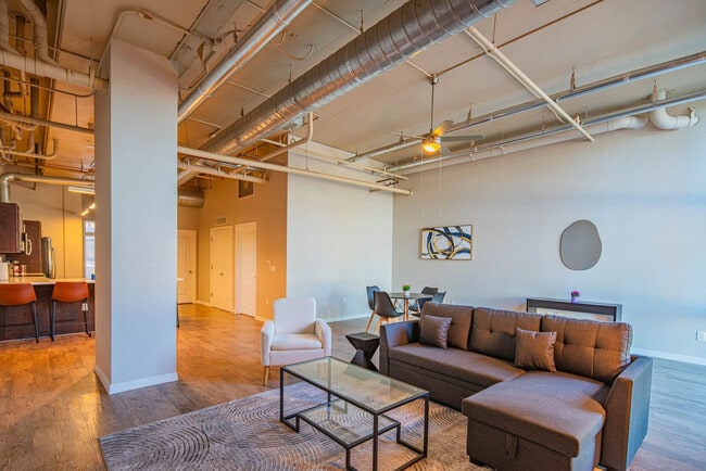 Photo - 1275 E University Dr Unit ID1263058P