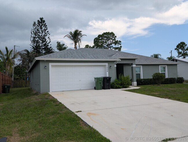 Photo - 1206 SW Asturia Ave