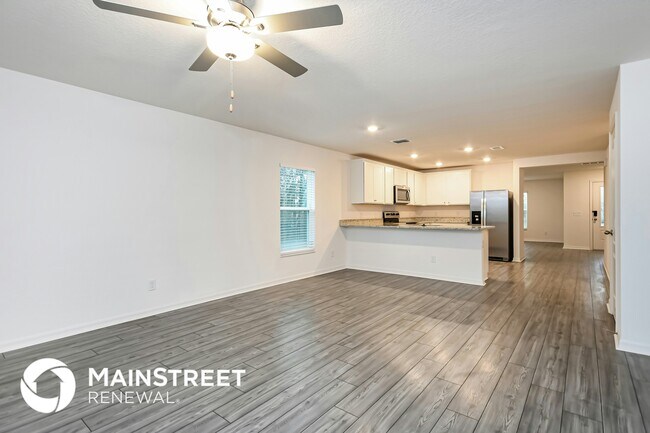 Photo - 2006 Maple Ln