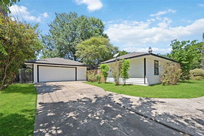 Photo - 3403 Linkwood Dr