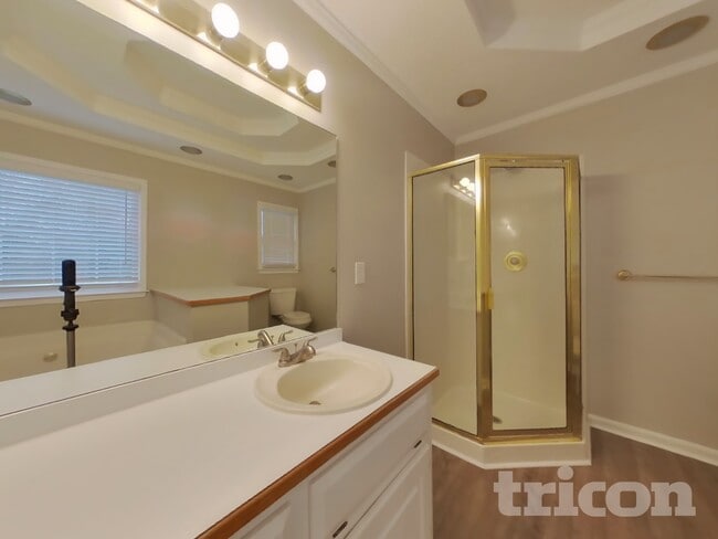 Photo - 27 Bramblewood Point SW