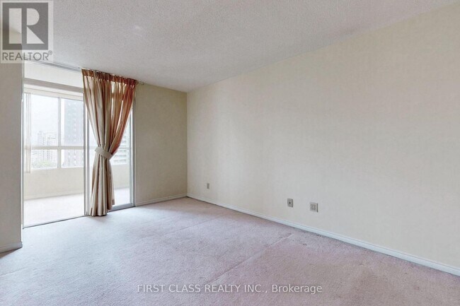 Photo - 1117 Lakeshore Rd E Unit 1117