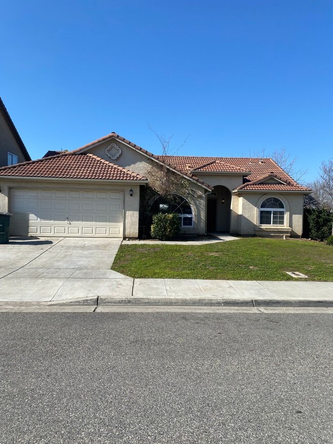 Open concept in Madera Ca - Open concept in Madera Ca Casa