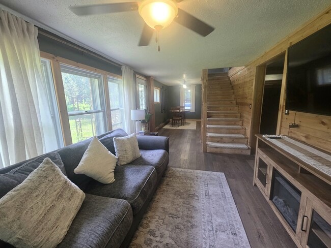 Photo - 8509 Tall Pine Rd