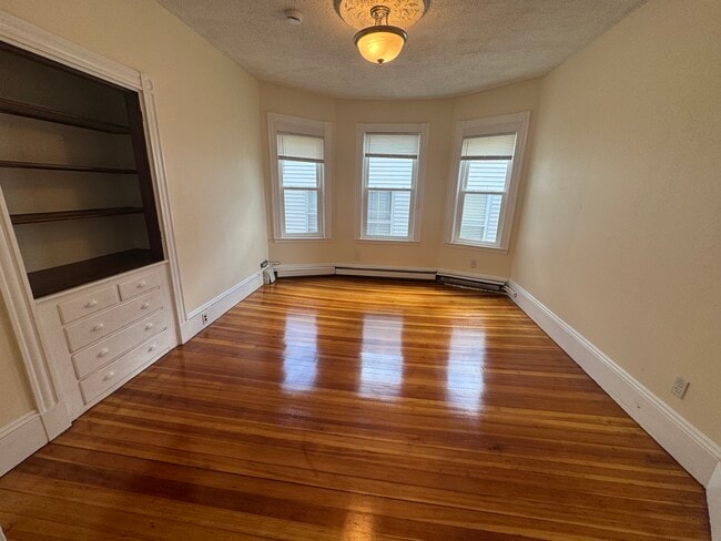 Photo - 64 Fisher Ave Unidad 3