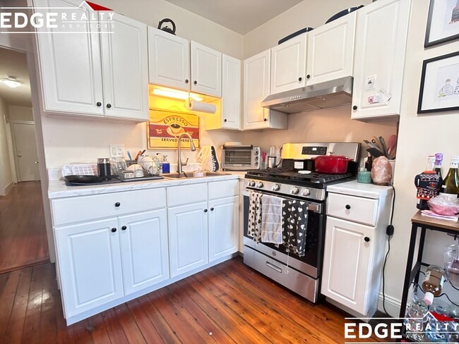 Photo - 8 Bennett St