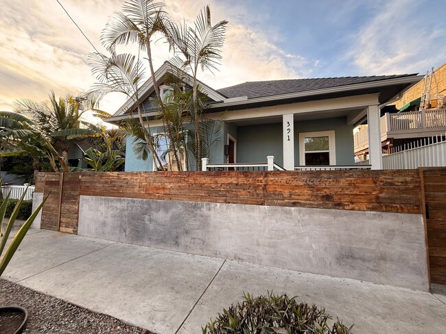 Charming 2BR / 2BATH House in Long Beach -... - Charming 2BR / 2BATH House in Long Beach -...