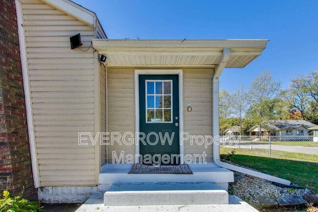 Photo - 321 Albany St