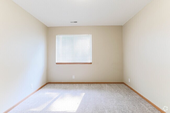 2BR, 2BA - 22A - Deerfield