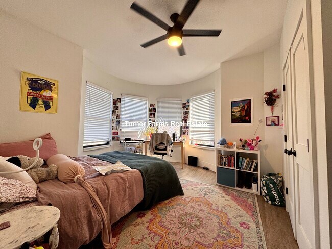 Photo - 1510 Tremont St Unit 2