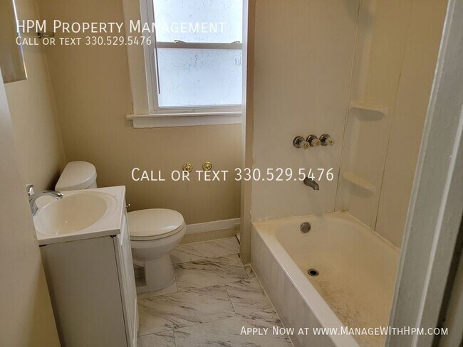 Photo - 569 E Exchange St