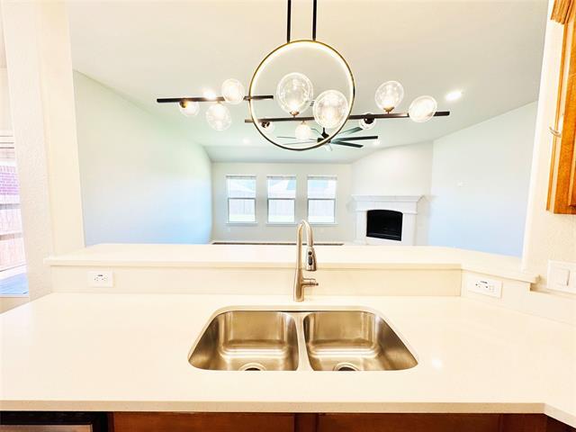 Photo - 1108 Sandalwood Rd