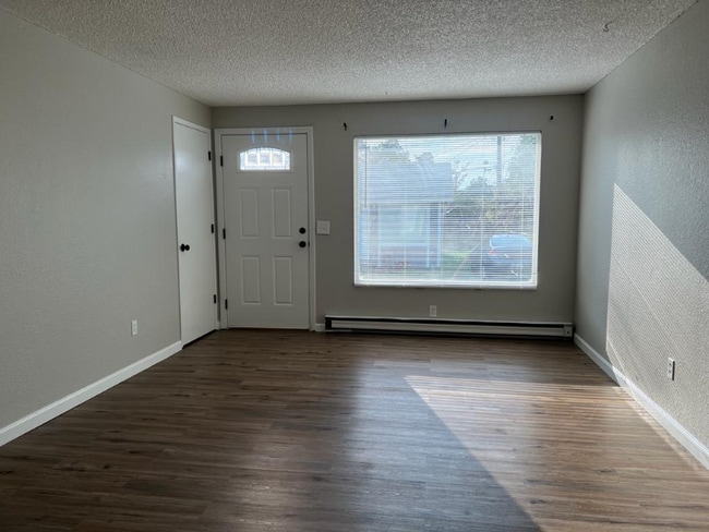 Photo - 1126 Benham Ct