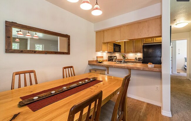 Photo - 1065 Laramie Blvd Unit A