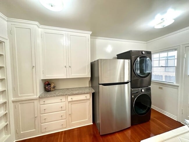 Photo - 1417 Bank St Unidad #B